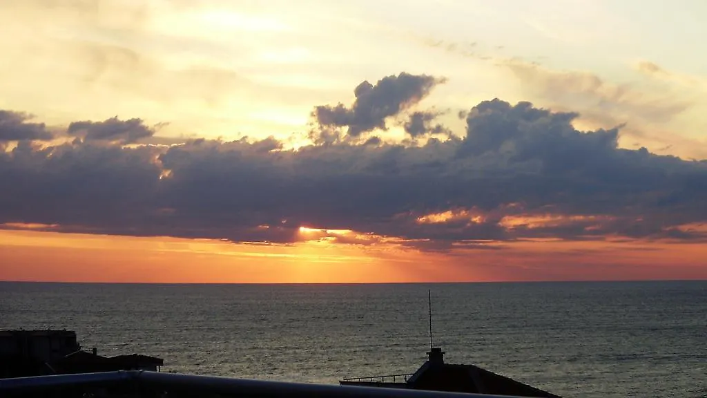 High In The Sky Apartments Sozopol